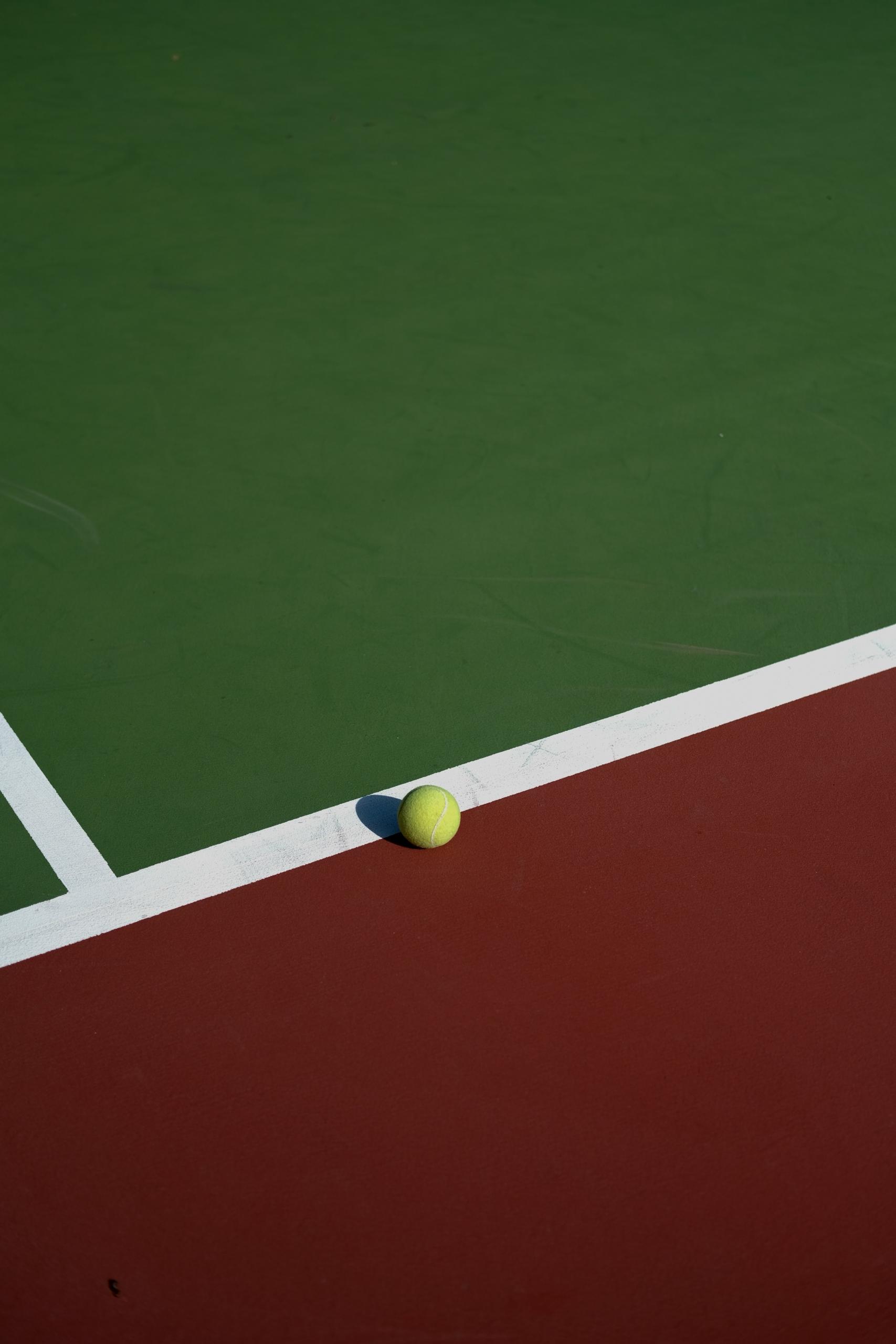 linha limite no campo de tenis