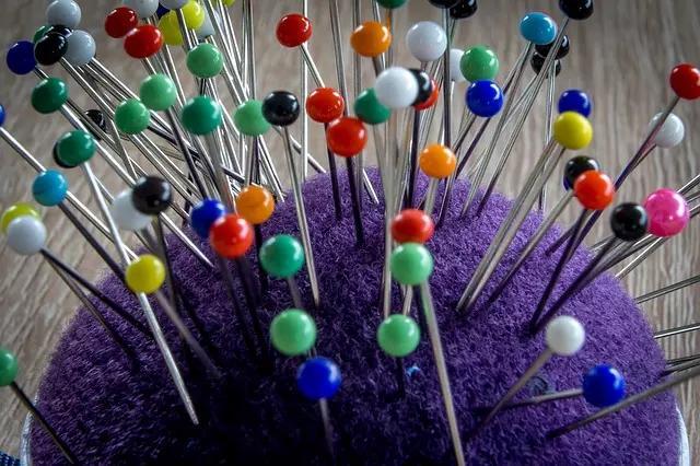 Alfinetes para alfinetar antes de costurar!