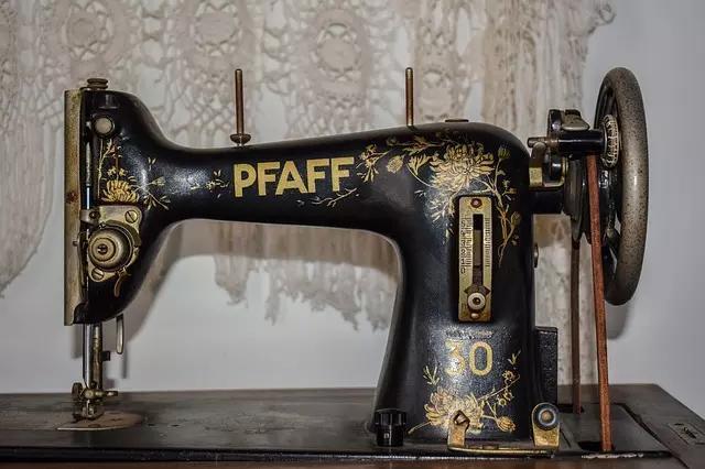 A Pfaff é uma clássica dentro do mundo da costura!