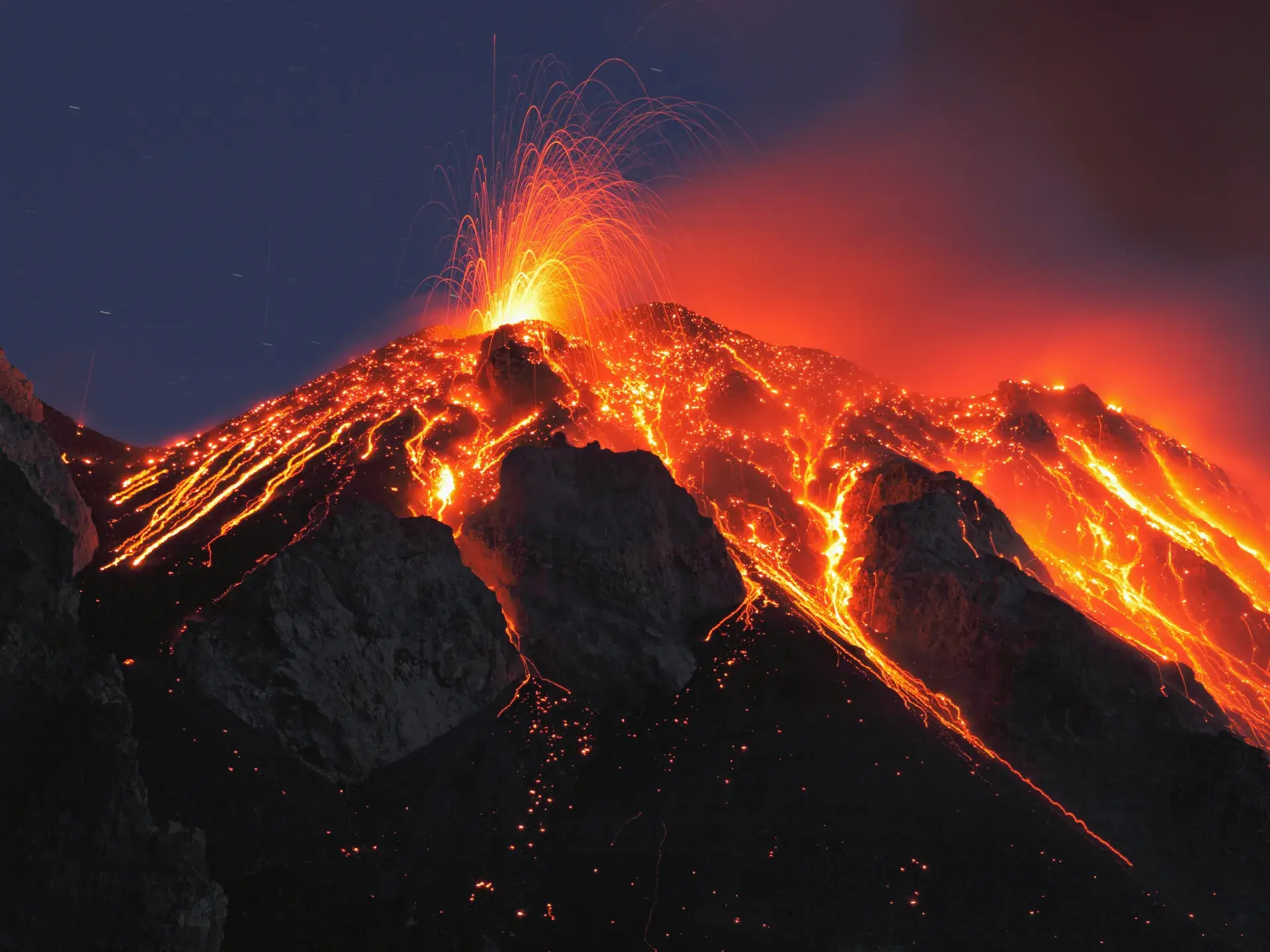 البراكين وتأثيرها على المناخ والاحتباس الحراري