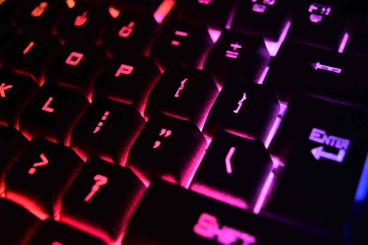 clavier d ordinateur lumineux