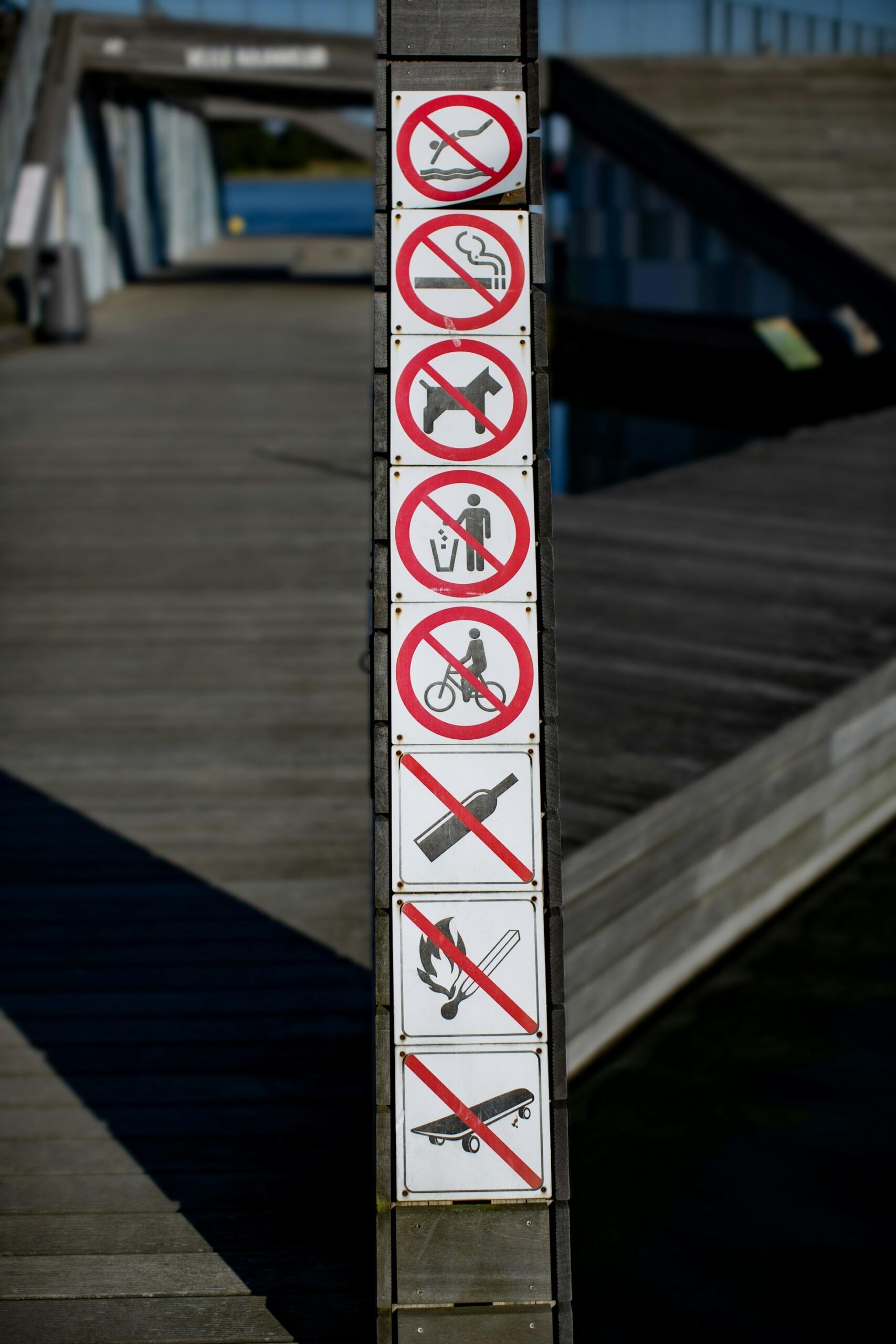 panneau interdictions