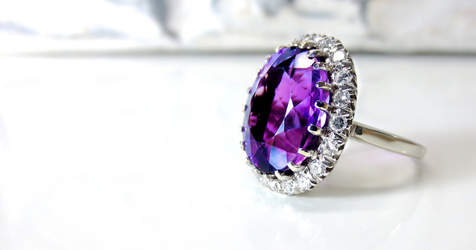 Comment faire briller une bague ?