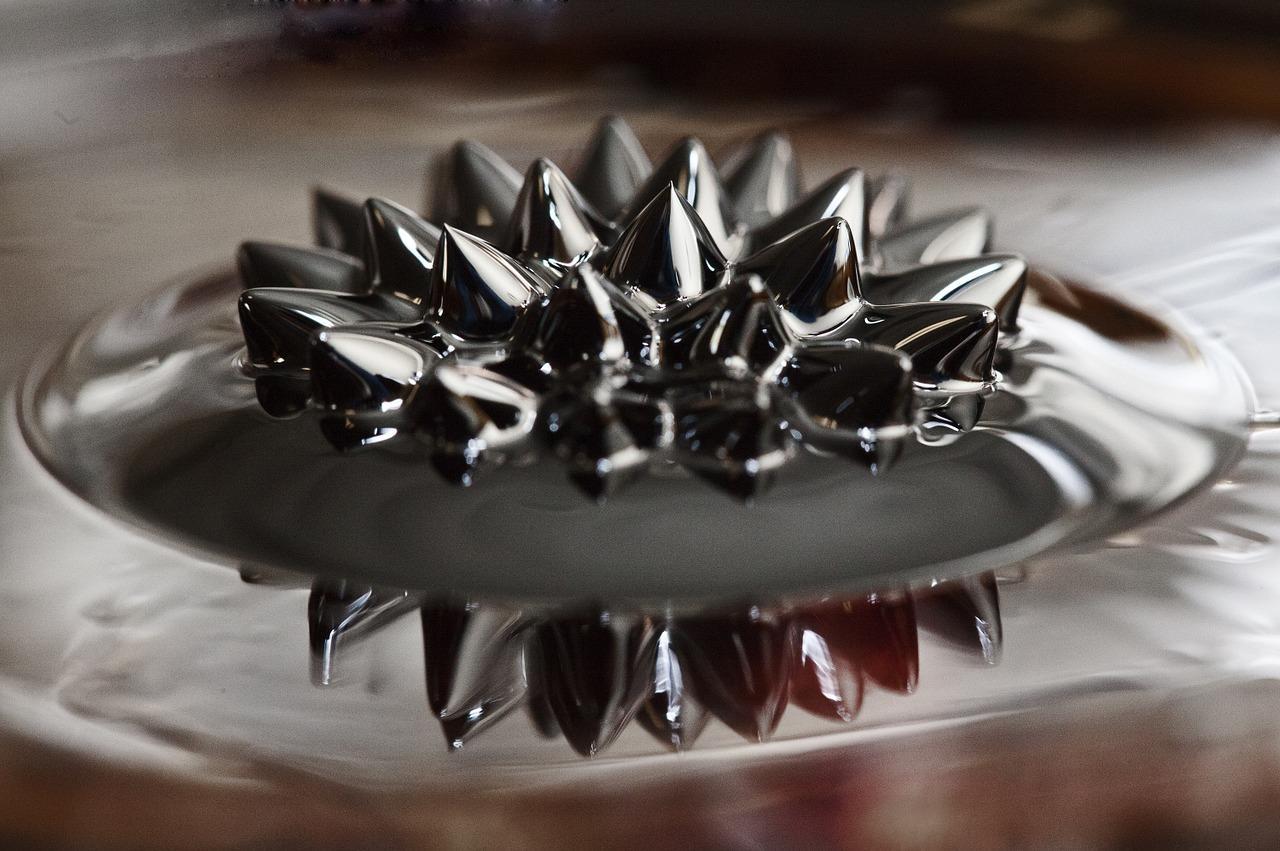 Qu'est-ce qu'un ferrofluide ?