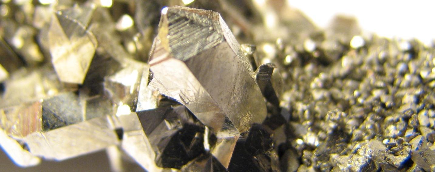 Où se situe le Niobium dans la classification périodique ?