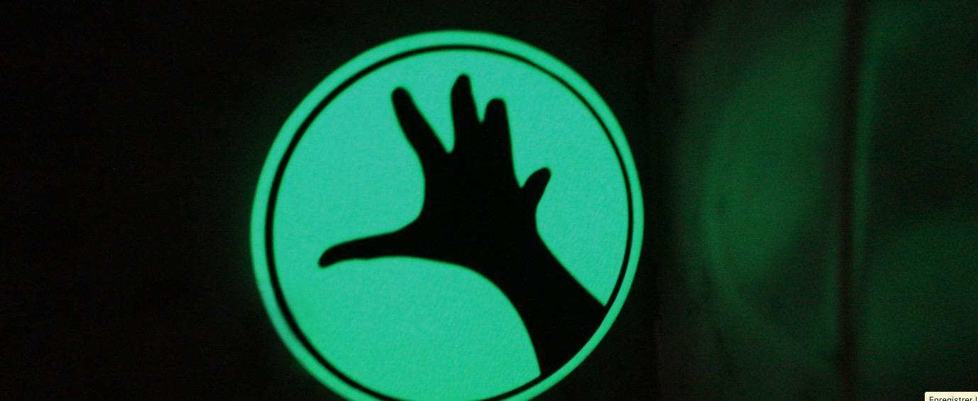 Phosphore (Blanc) Symbole : P Numéro atomique : 15. Masse molaire atomique (g/mol) : Approchée 31 plus précise 30,973762