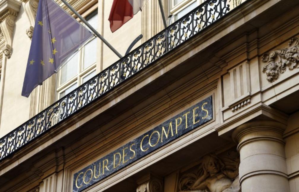 Le pouvoir de contrôle juridictionnel de la loi de finance.