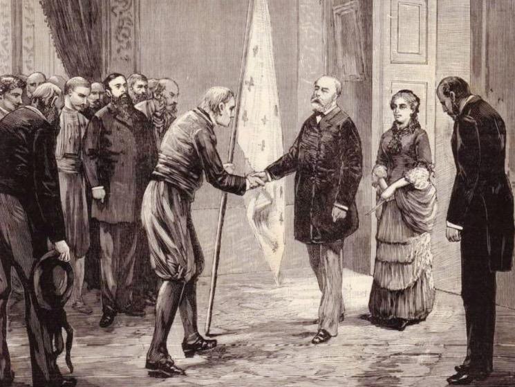 Il acheva d’intégrer les orléanistes au régime et le monarchisme ne fut plus qu’un courant minoritaire. 
