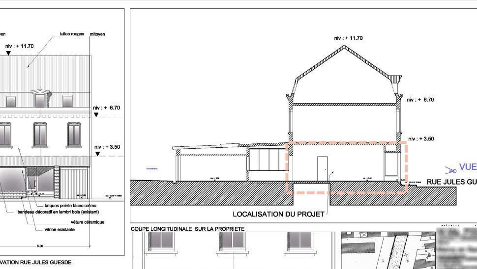 L’action civiles, ou l’action portée directement devant le TGI se prescrit aussi dans un délai de 10 ans des l’instant où il n’a y pas de permis de construire ou que les travaux ont été réalisés en méconnaissance du permis. Le juge pénal statut sur les intérêts civils, s’il a été saisi en tant que tel ou il a la possibilité de statuer sans intervention du juge civil.