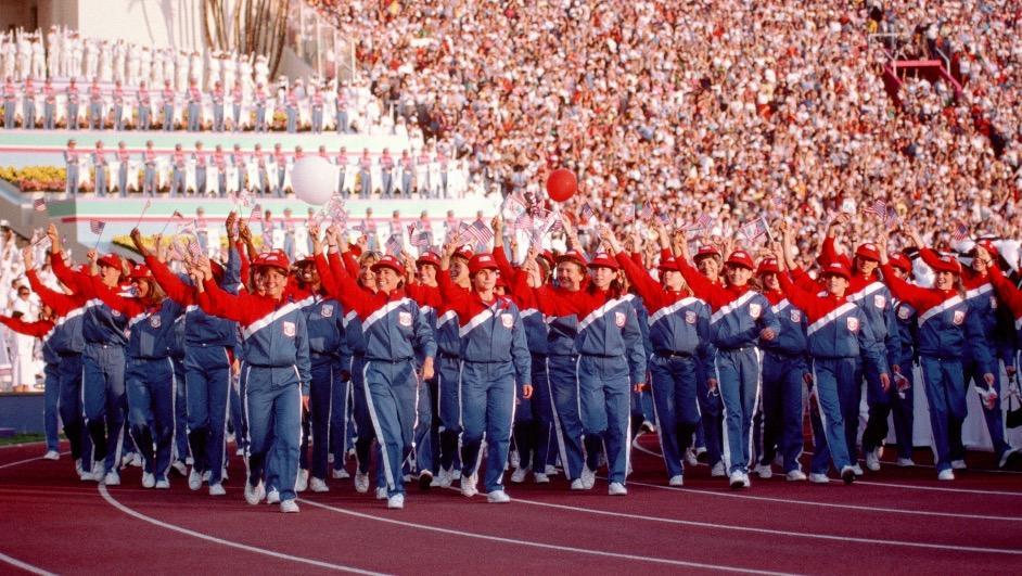 Les événements sportifs et les médias qui les diffusent.