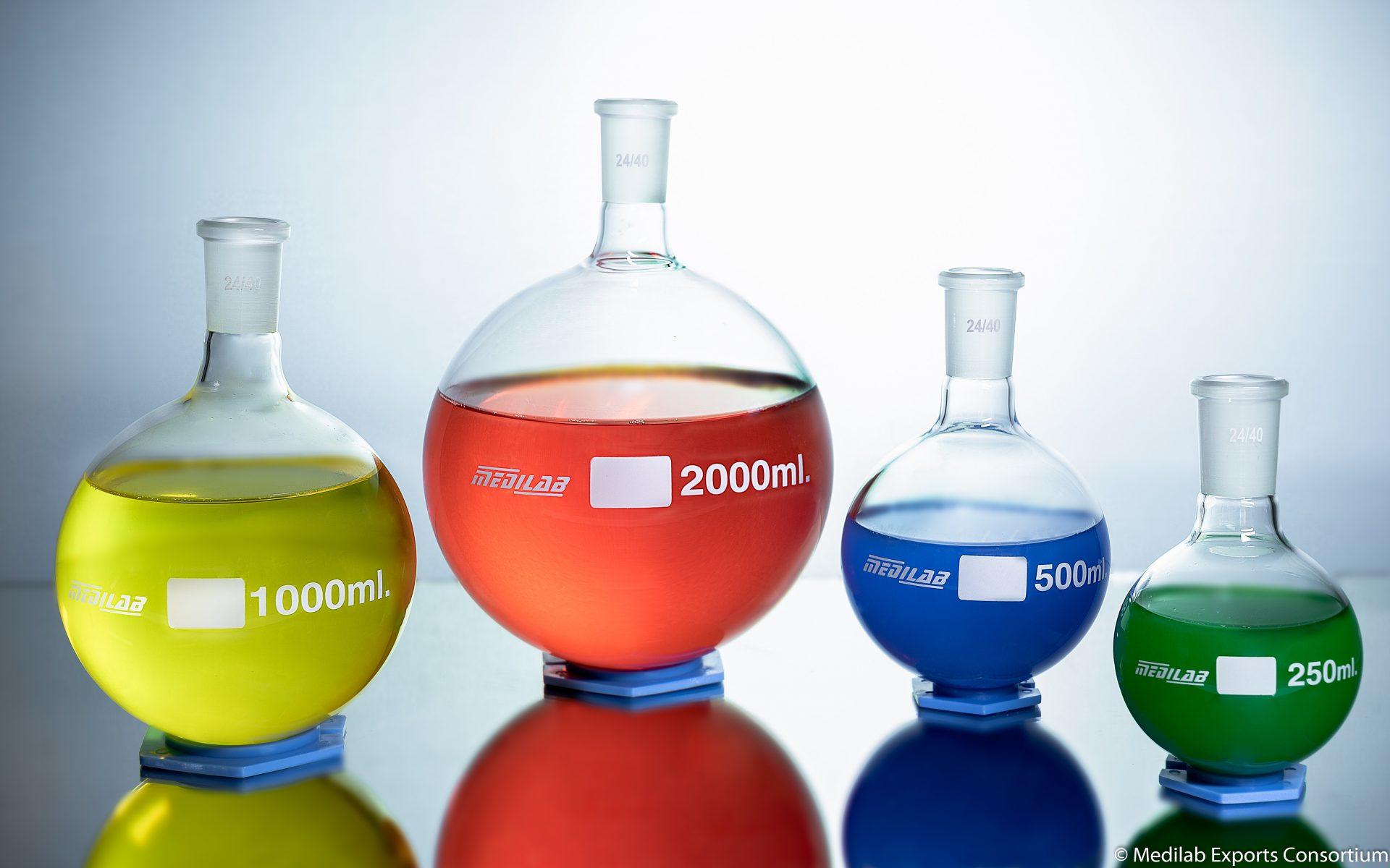 Aqueuse Les solutions aqueuses (soluté, solvant, concentration)