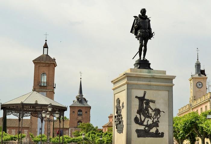 statue dans une ville espagnole