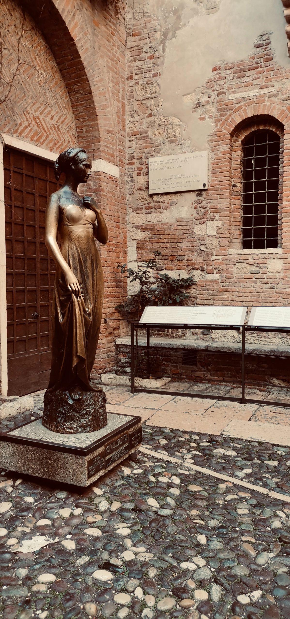 statue de Juliette à Vérone