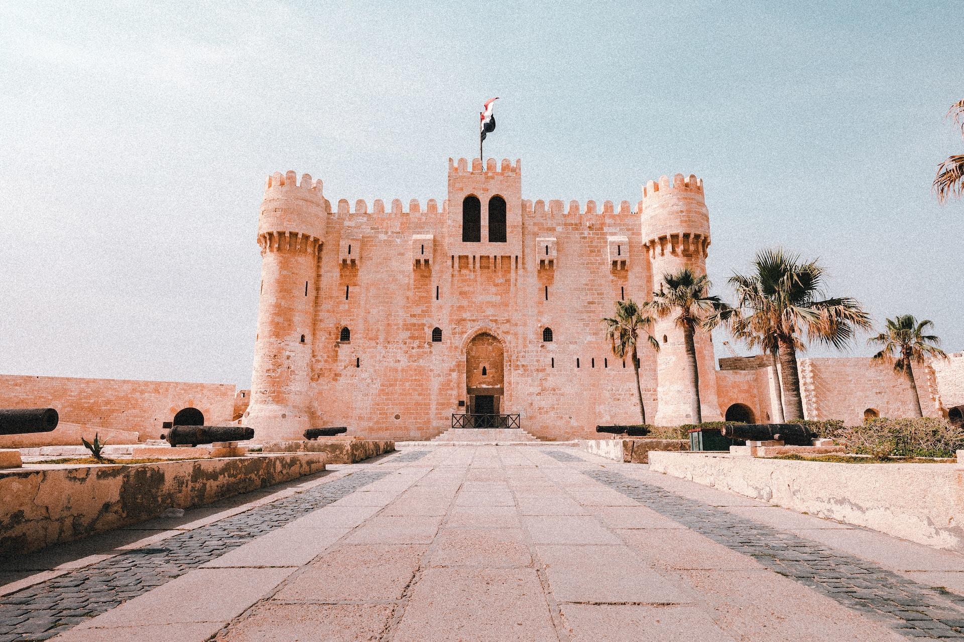 monument au sein d'Alexandrie en Egypte 