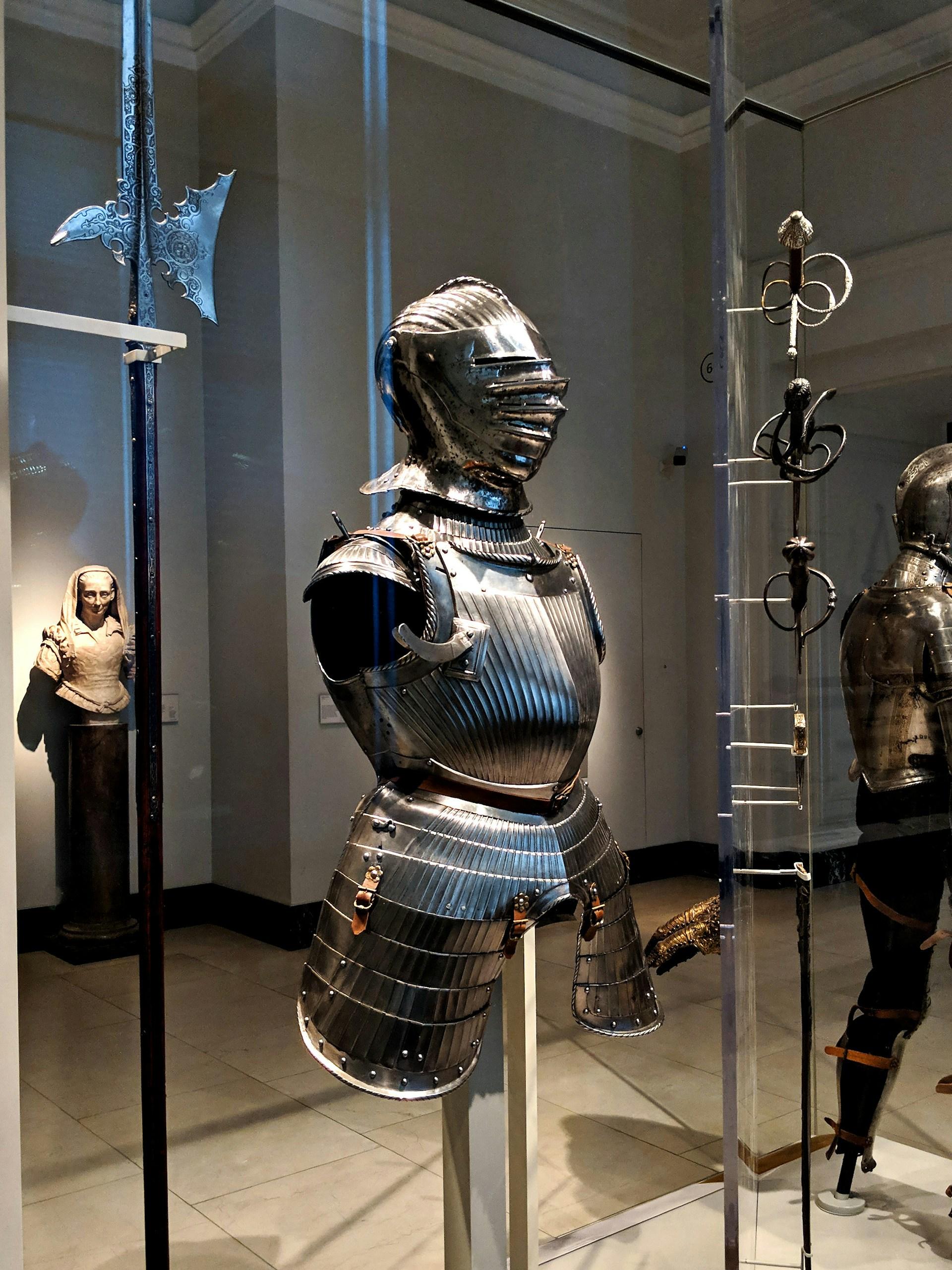 tenue d'un soldat du Moyen-Âge
