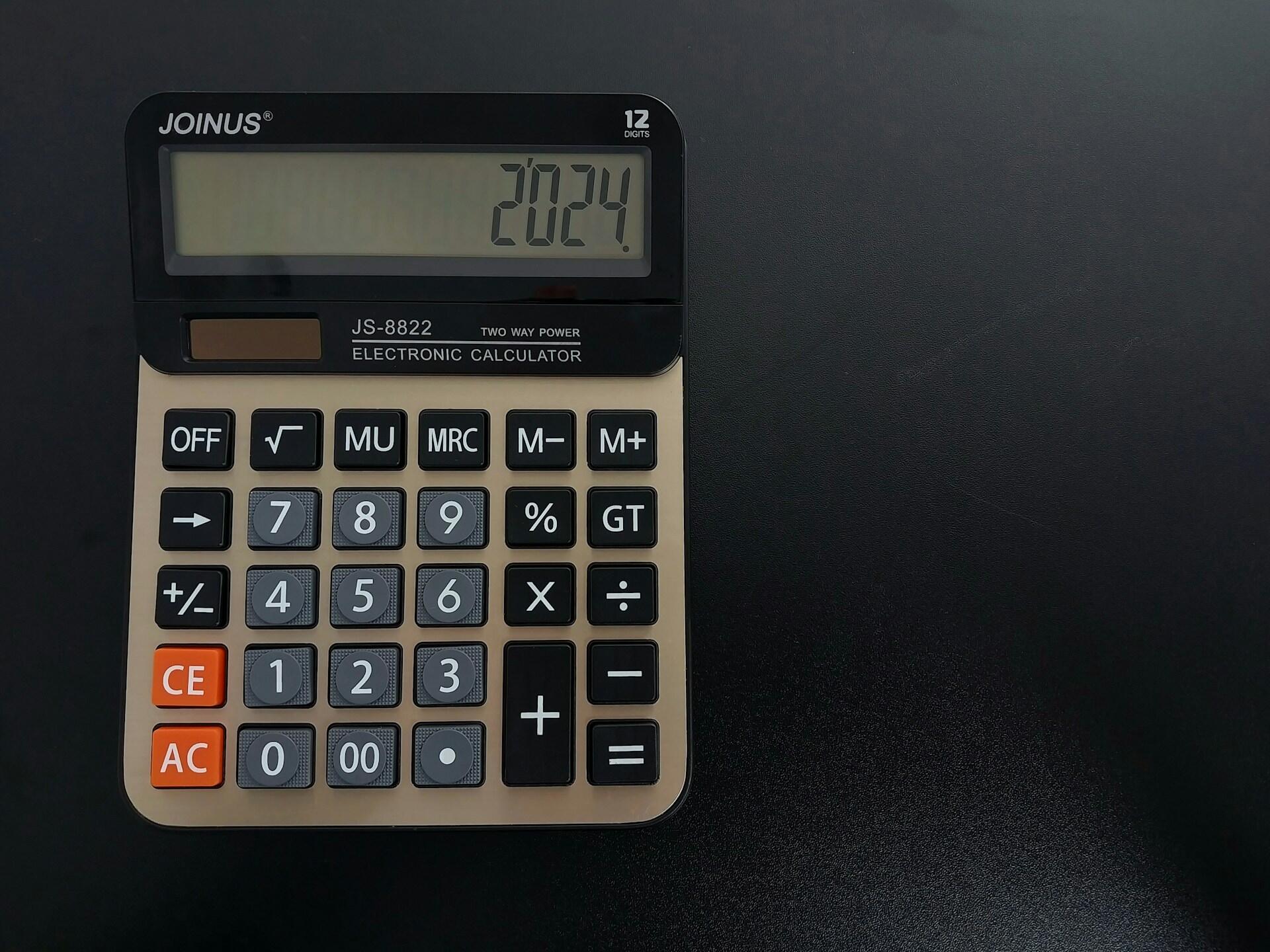 Une calculatrice avec des touches