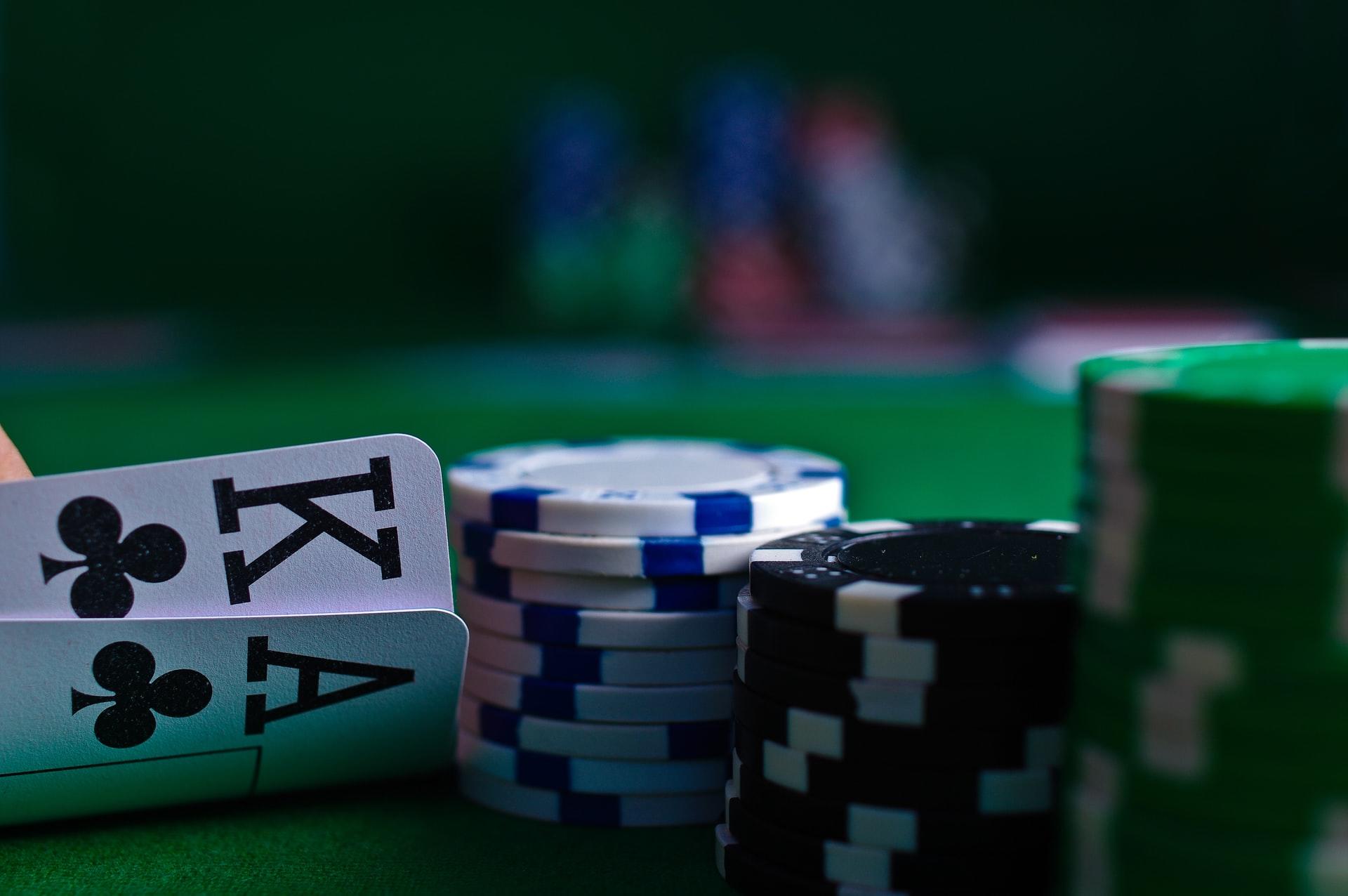 Ett spel texas hold'em poker.
