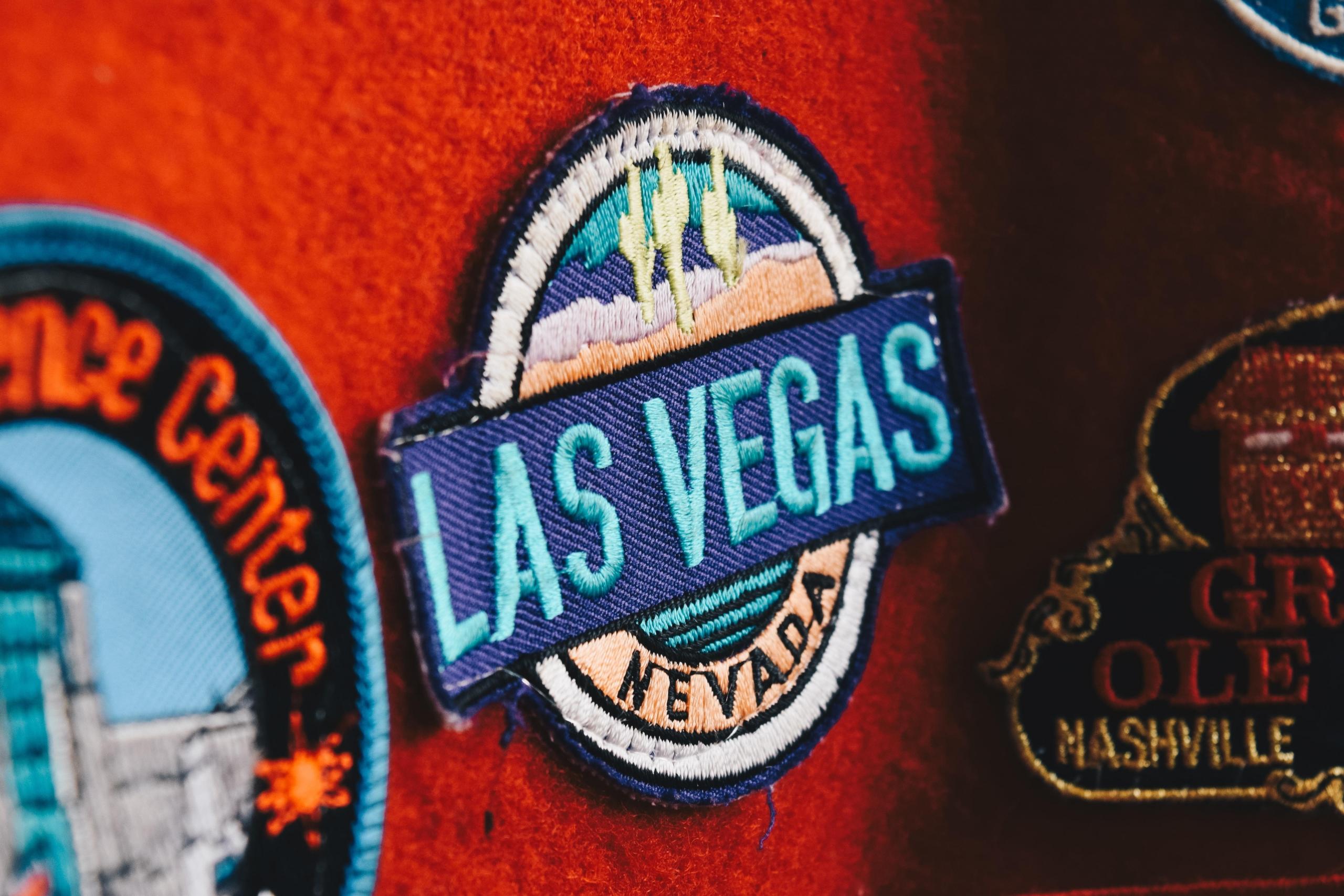 Tyglapp med texten "Las Vegas Nevada"