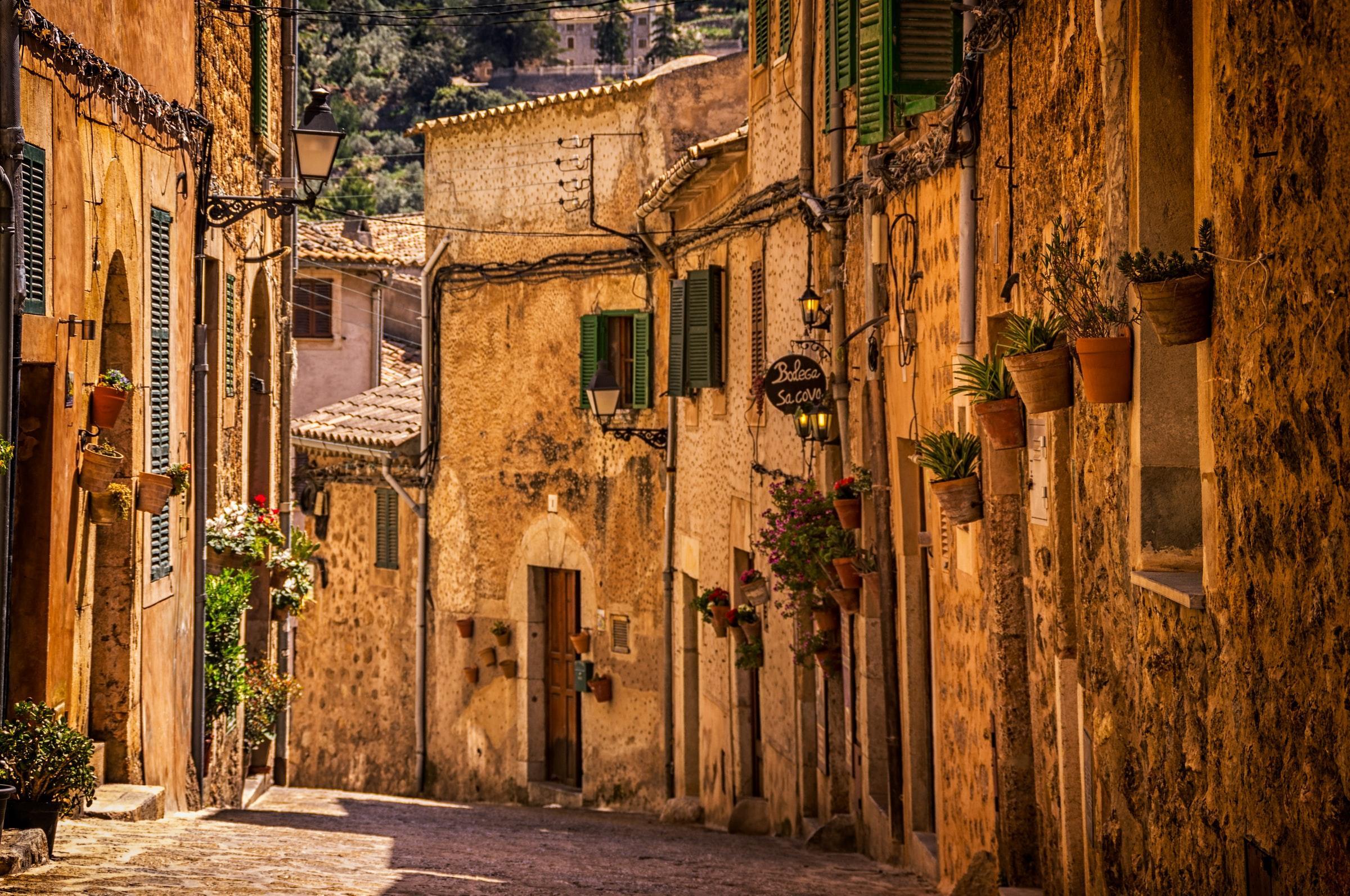 kullerstensgata i Spanien