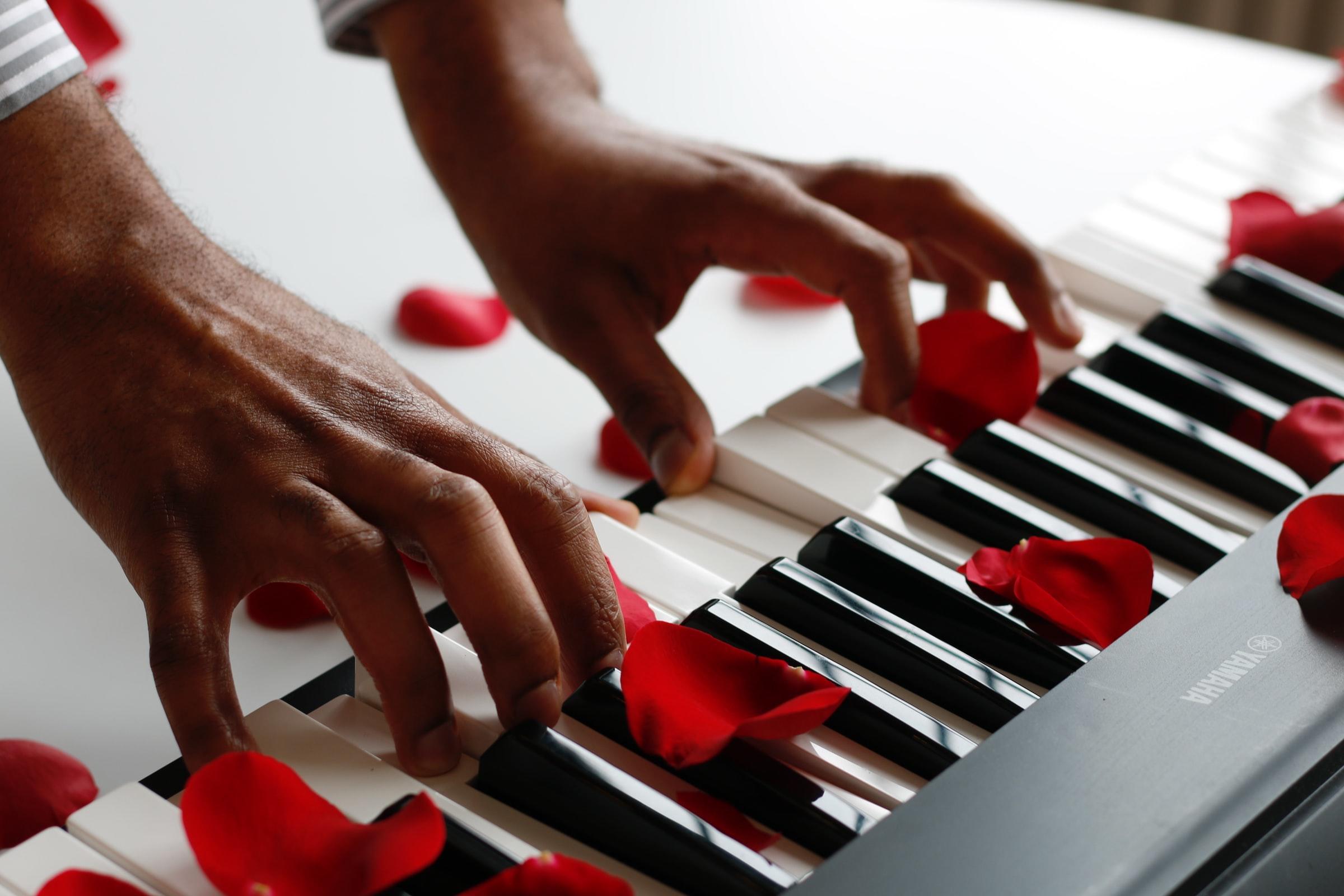 lär dig spela piano