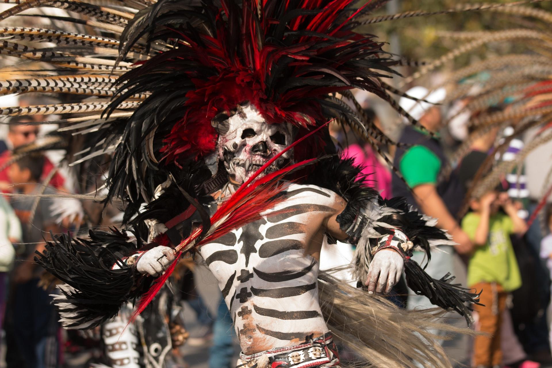 Aztekisk dansare i México City