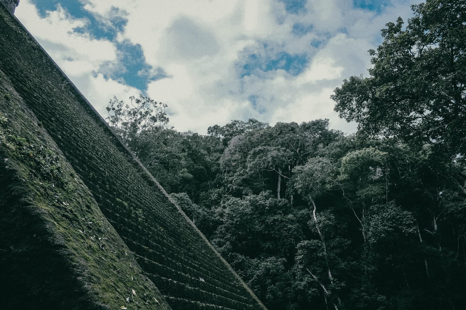 Aztekiskt tempel i Peru