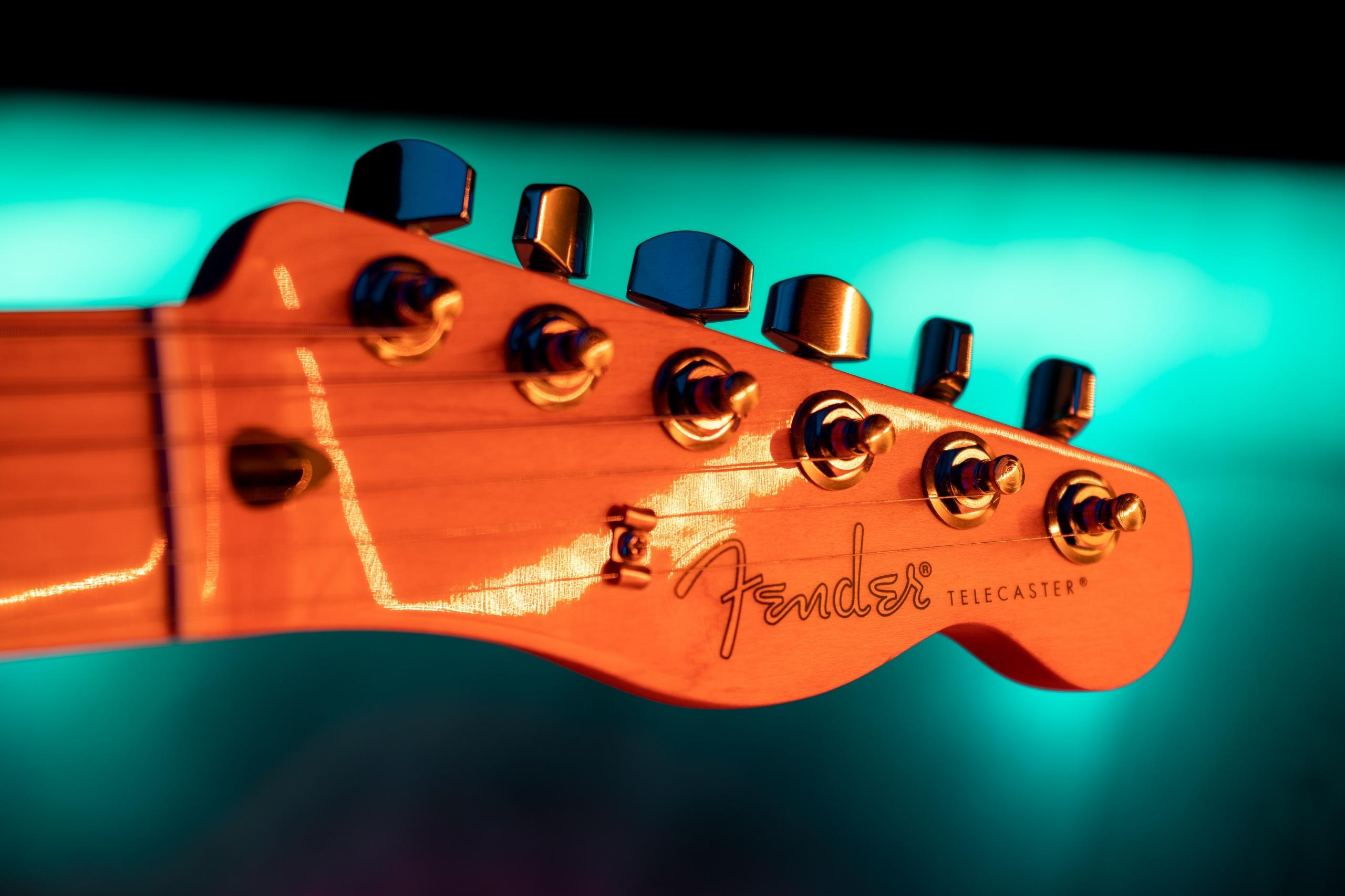 En Fender Stratocaster.