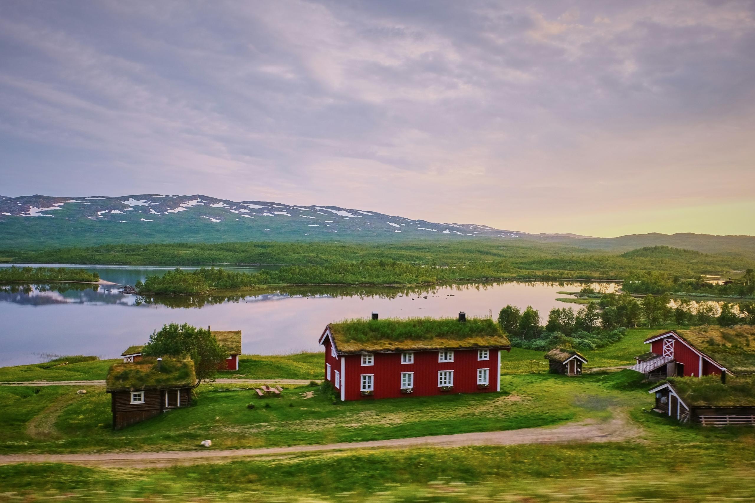 Learn swedish by exploring the Scandinavian nature
