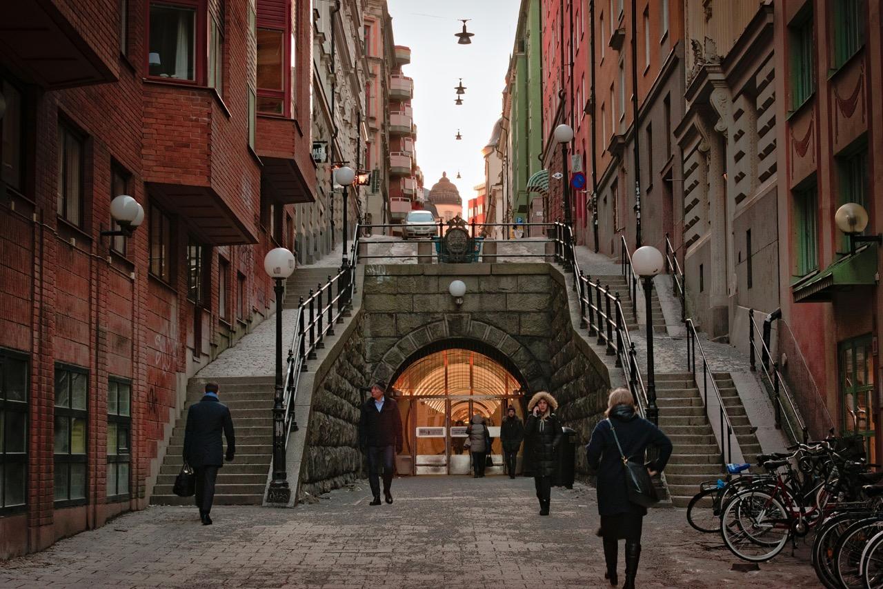 Get by in every-day-life in Stockholm by learning Swedish