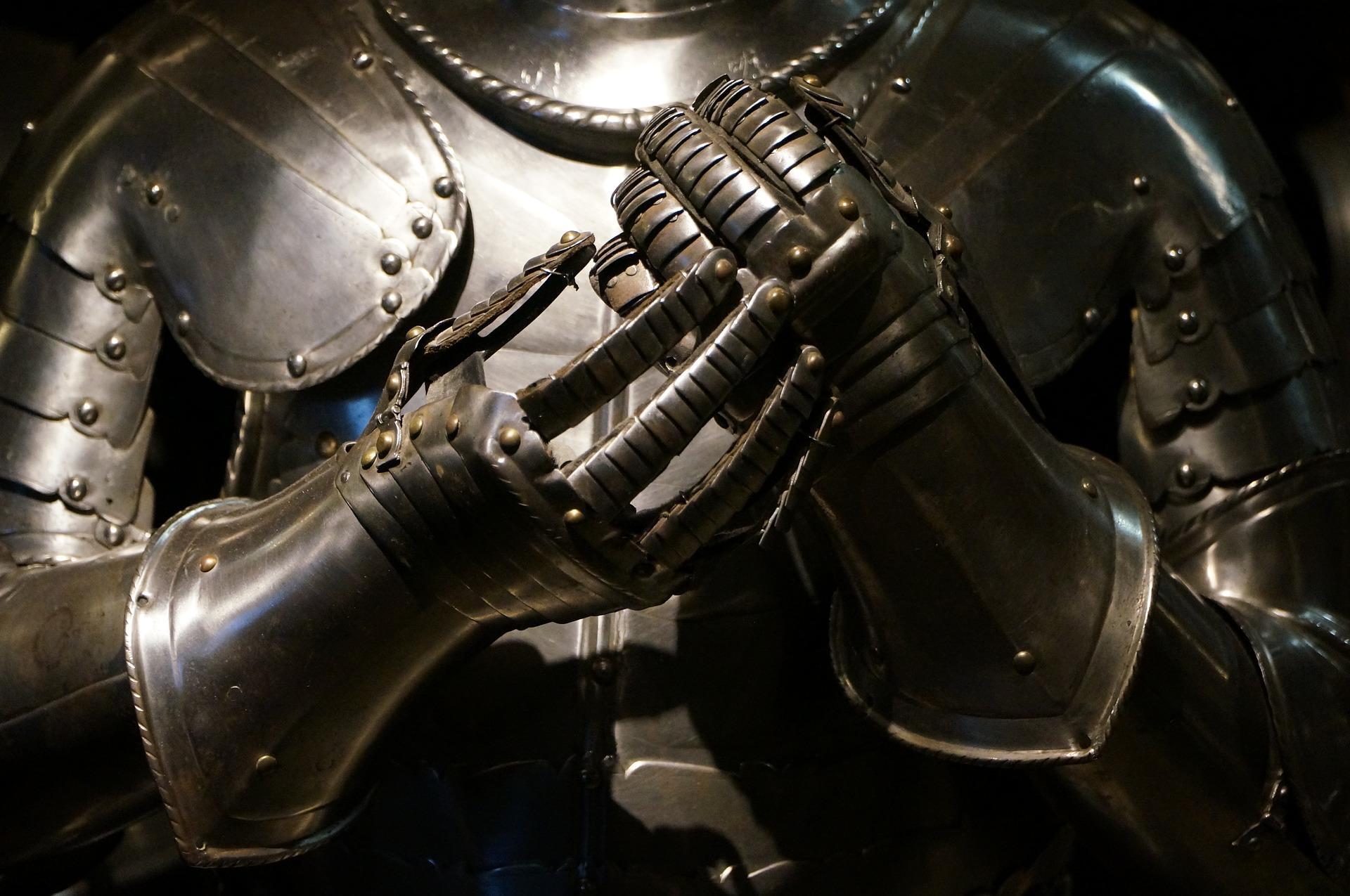 Wearing heavy armour cost the French several battles 