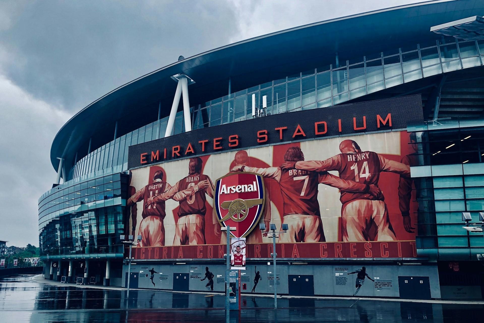 Arsenals Emirates Stadium sett från utsidan.