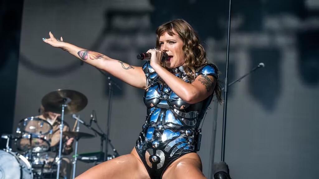 ToveLo är inte bara en av våran tids mest framgångsrika sångerskor, utan också låtskrivare