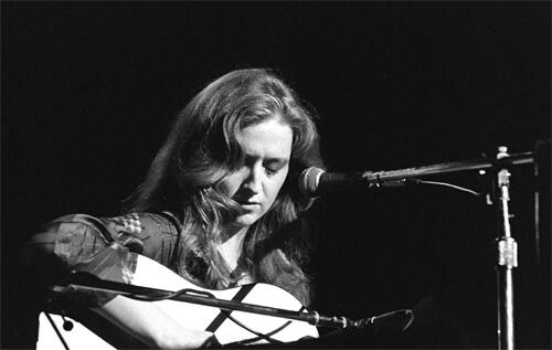 Bild föreställande sångerskan Bonnie Raitt från Wikimedia Commons