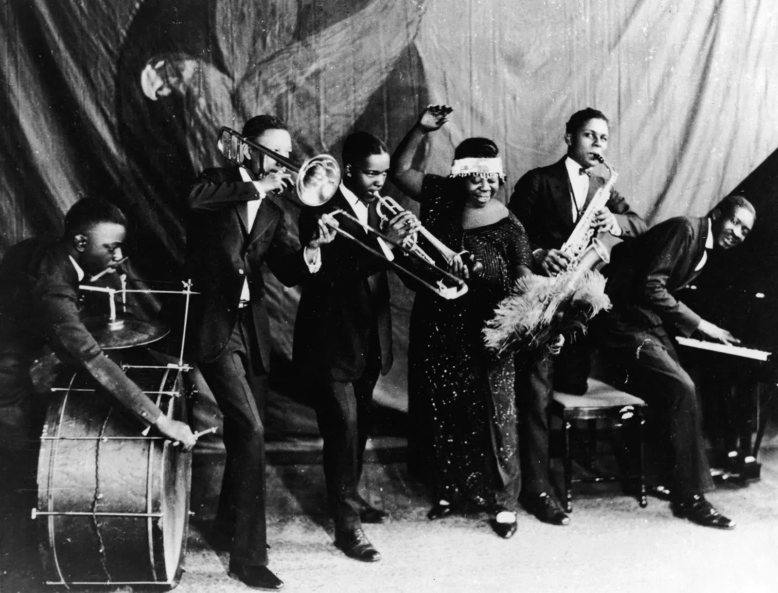 Visste du att kvinnor spelade en avgörande roll i bluesens historia och utveckling som musikgenre?