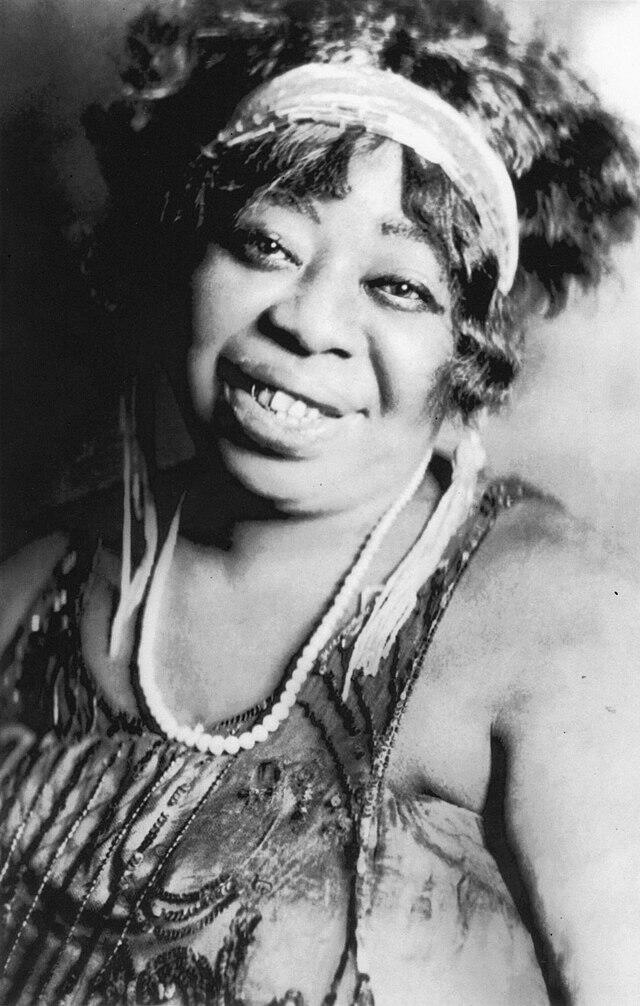 Gertrude Pridgett “Ma” Rainey. Bild från Wikimedia Commons