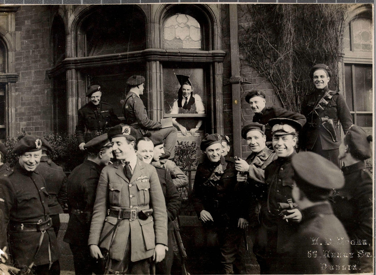 black and tans and auxiliaries