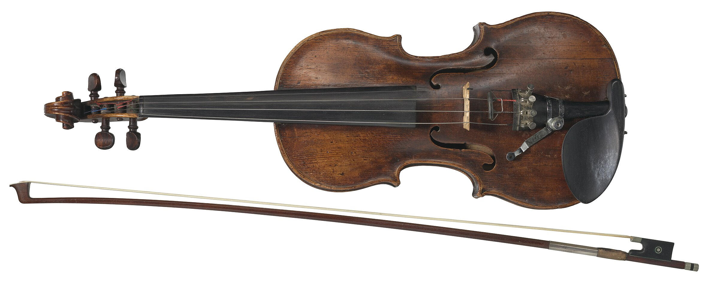 Bilden visar en fiol fotograferad i en studio med helt vit bakgrund.