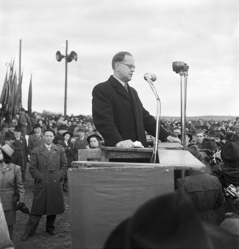 Tage Erlander, Sveriges längst sittande statsminister.