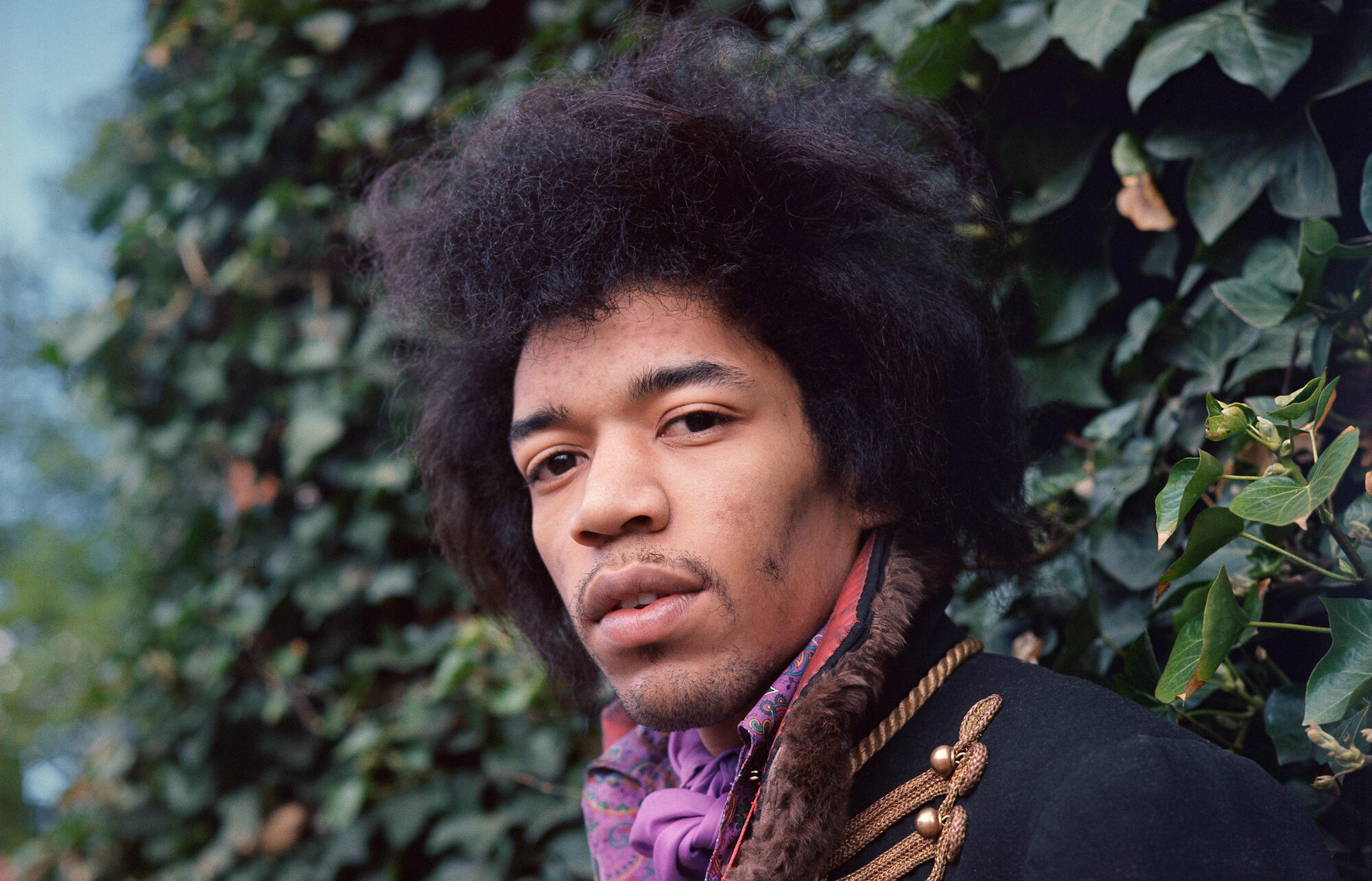 A photo of Jimi Hendrix in those days. 
