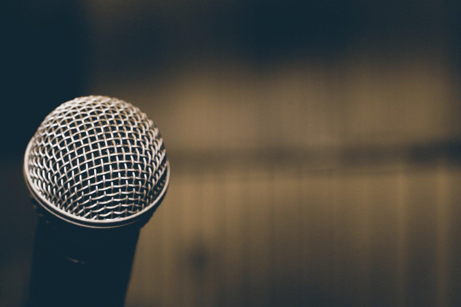 How can you prepare to sing high notes?