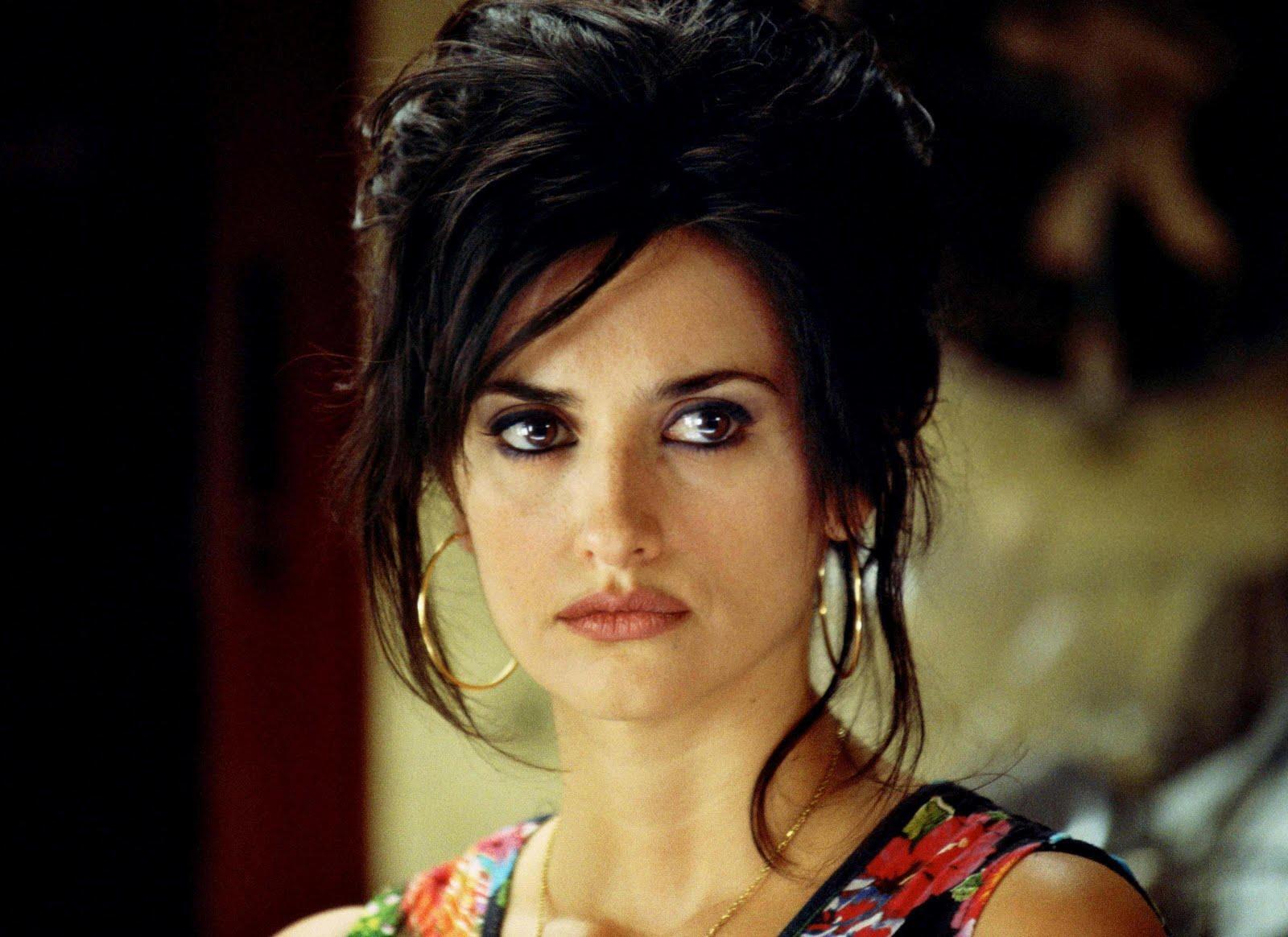 Almodovar movies, the best to learn spanish