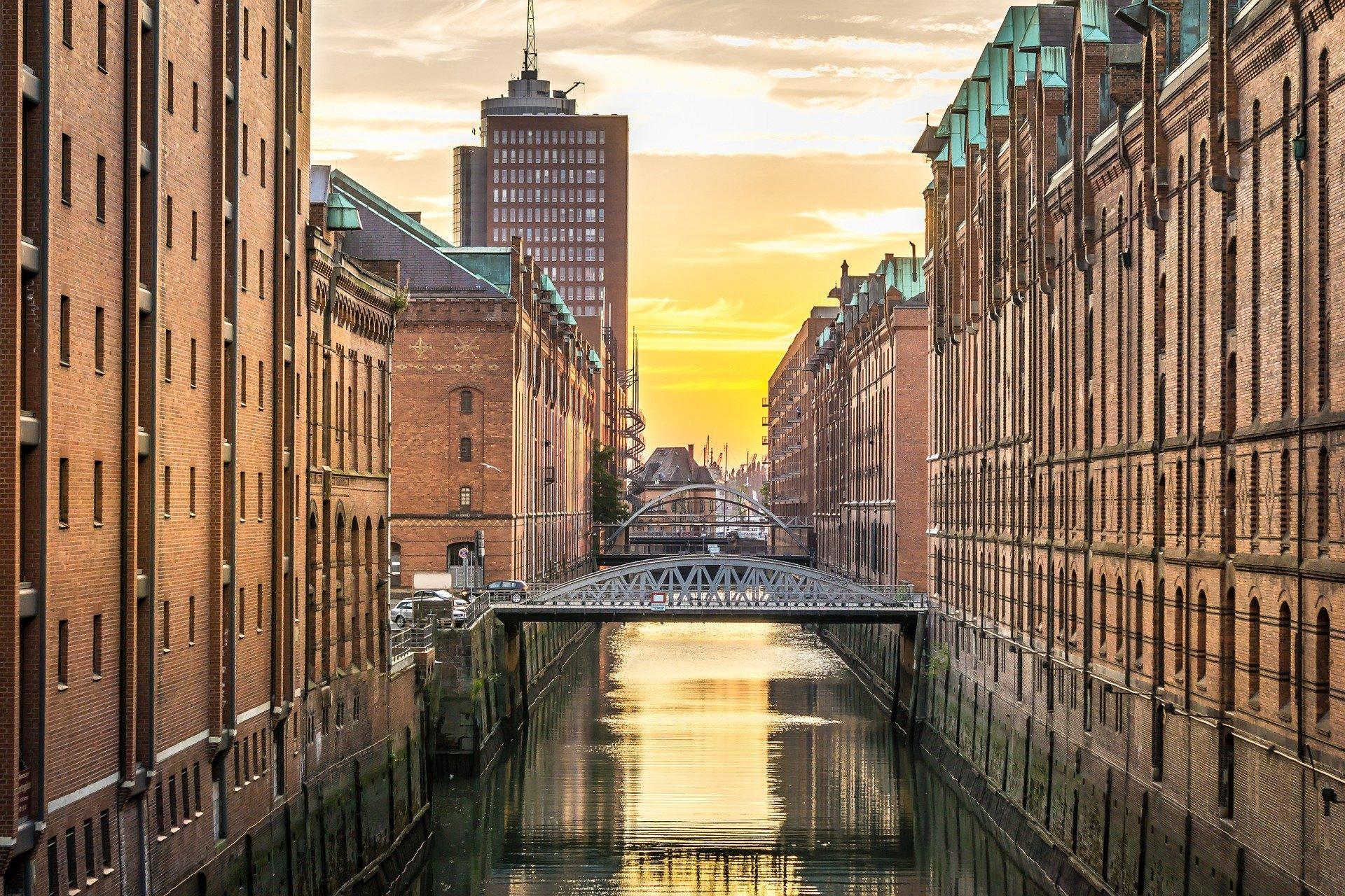 Almanya Hamburg gün batımı