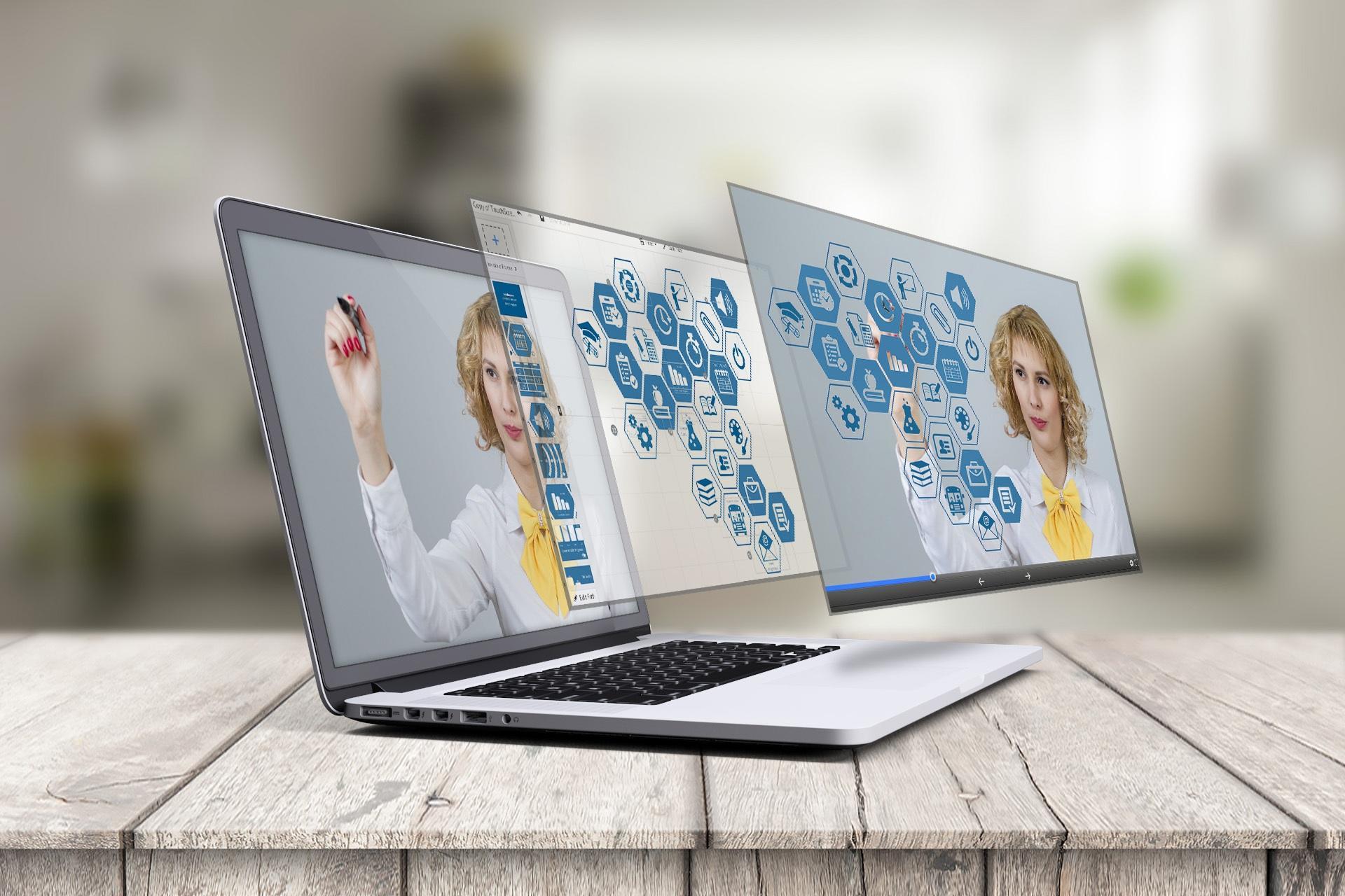 Uzaktan eğitim laptop online öğretmen