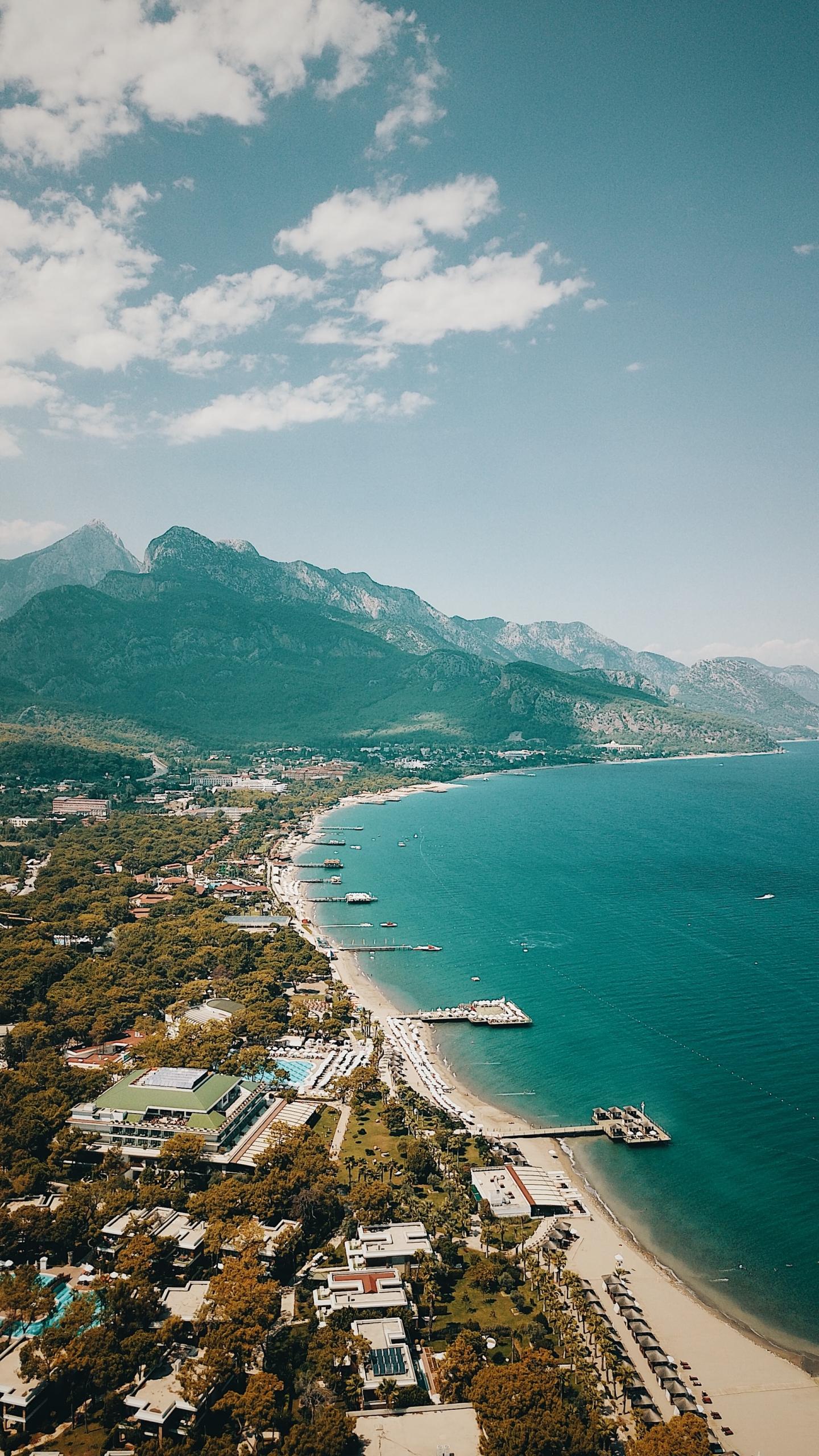 Antalya deniz kıyısı