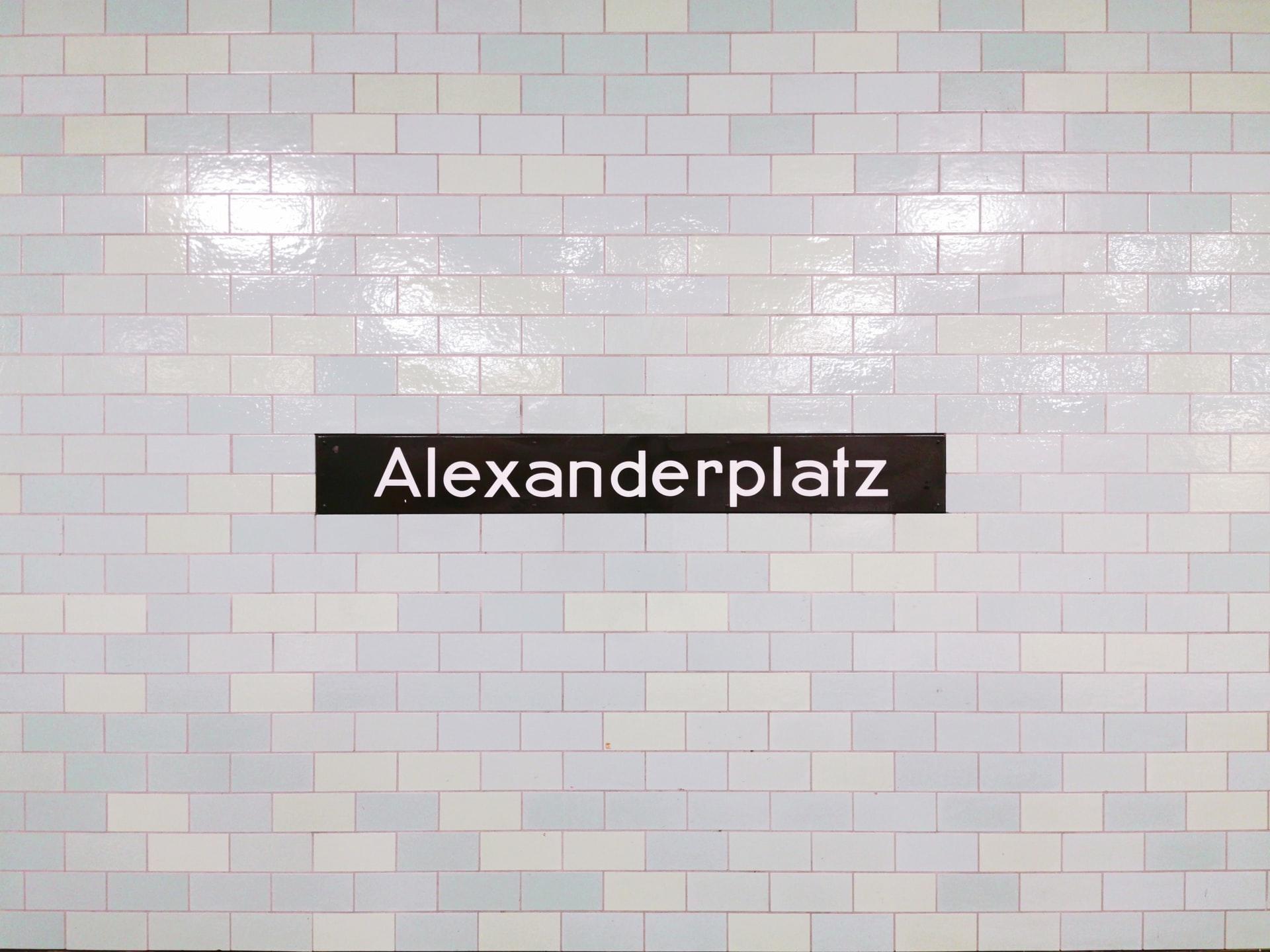 Alexanderplatz metro