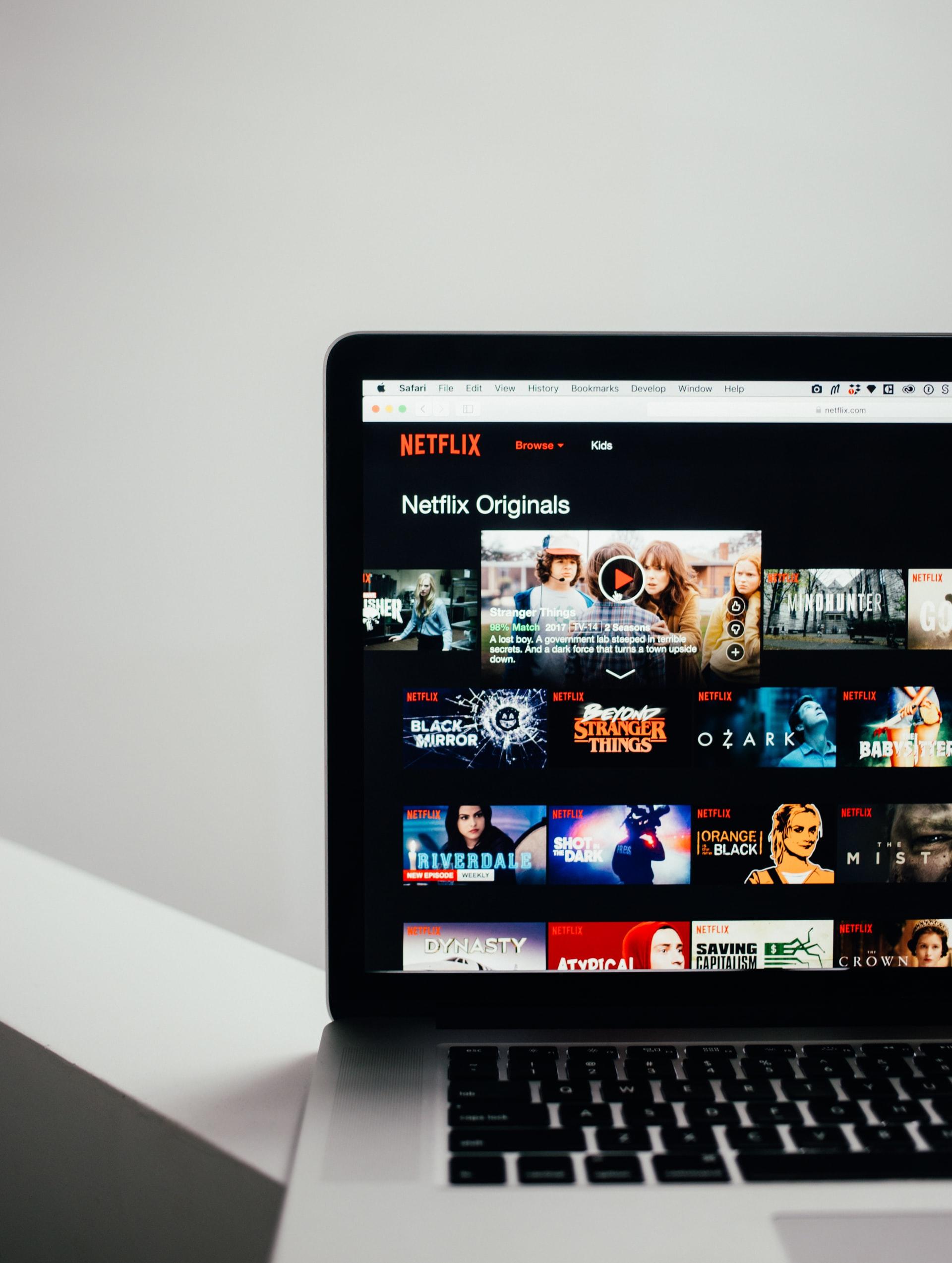 Netflixte İngilizce diziler