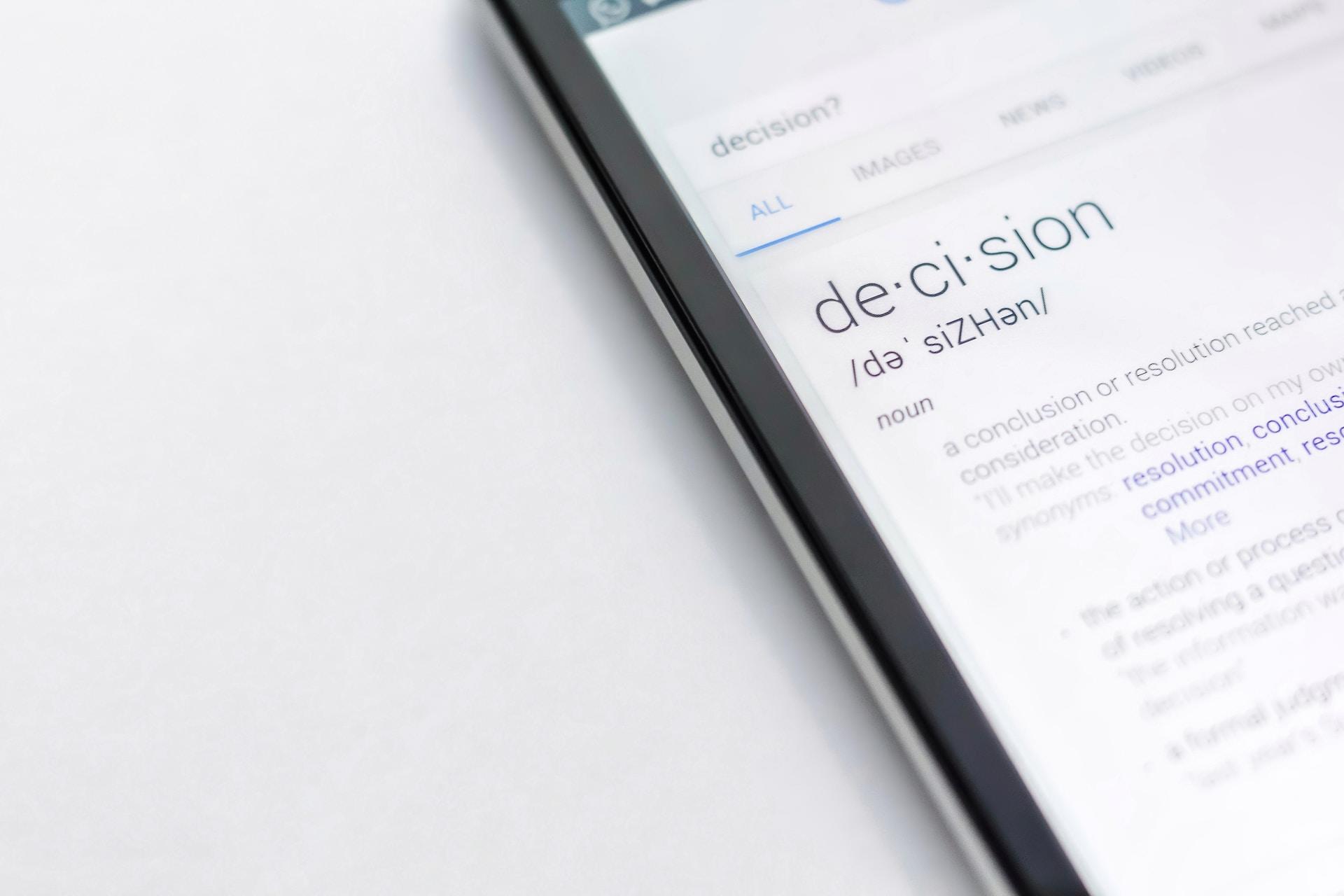 Cep telefonunda İngilizce sözlük ekranından bir kare.