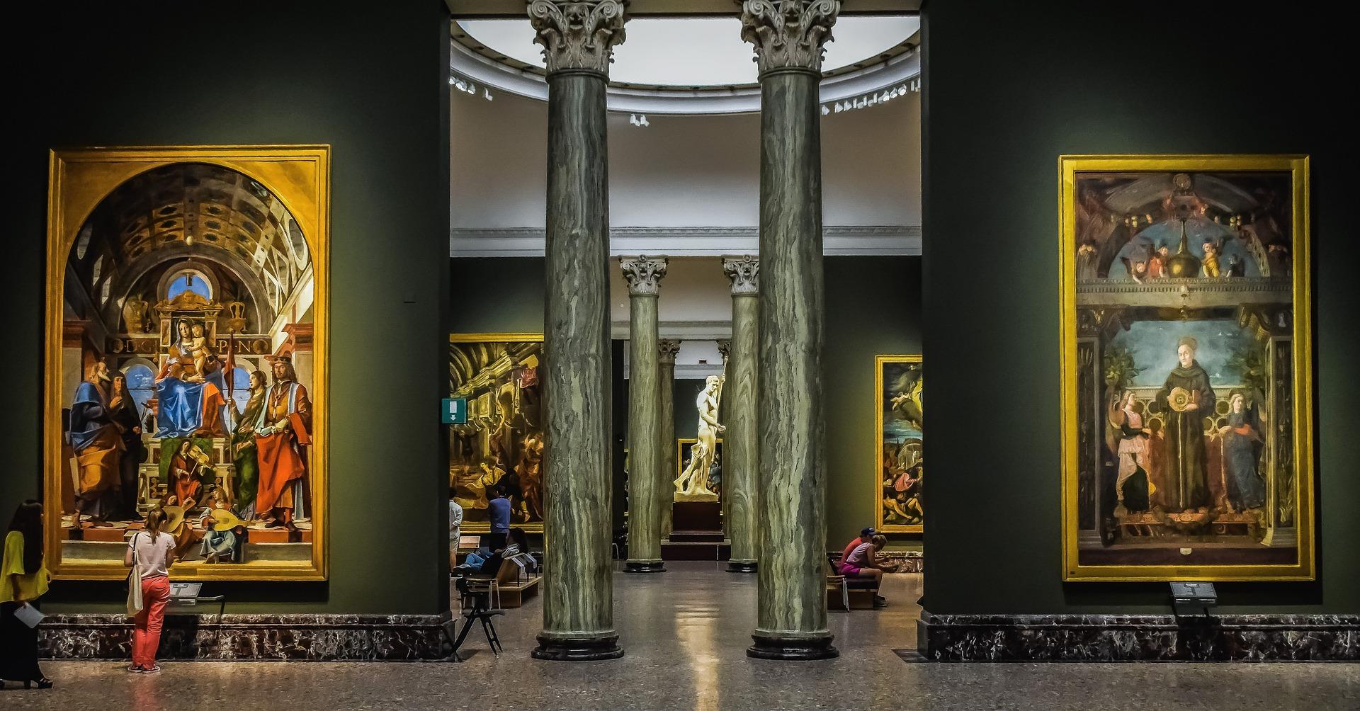Sanat ve Moda başkenti Milano'da bir sergi