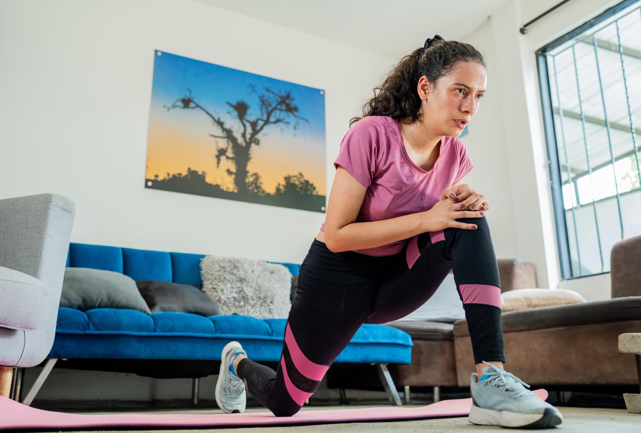 lunge öne adım hareketi