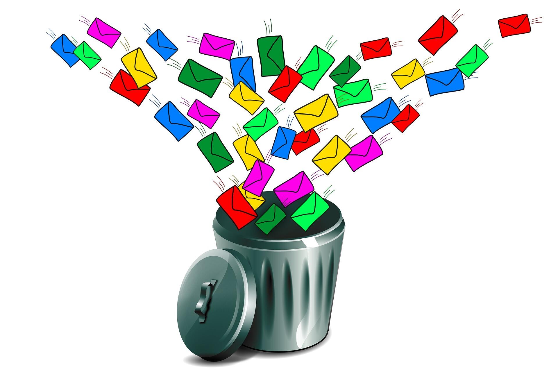 mail kutusuna atılan onlarca mail